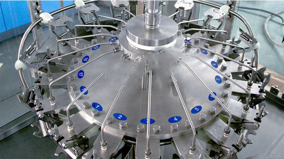 Isobaric Filling 2500 BPH Carbonated Drink Bottling Machine